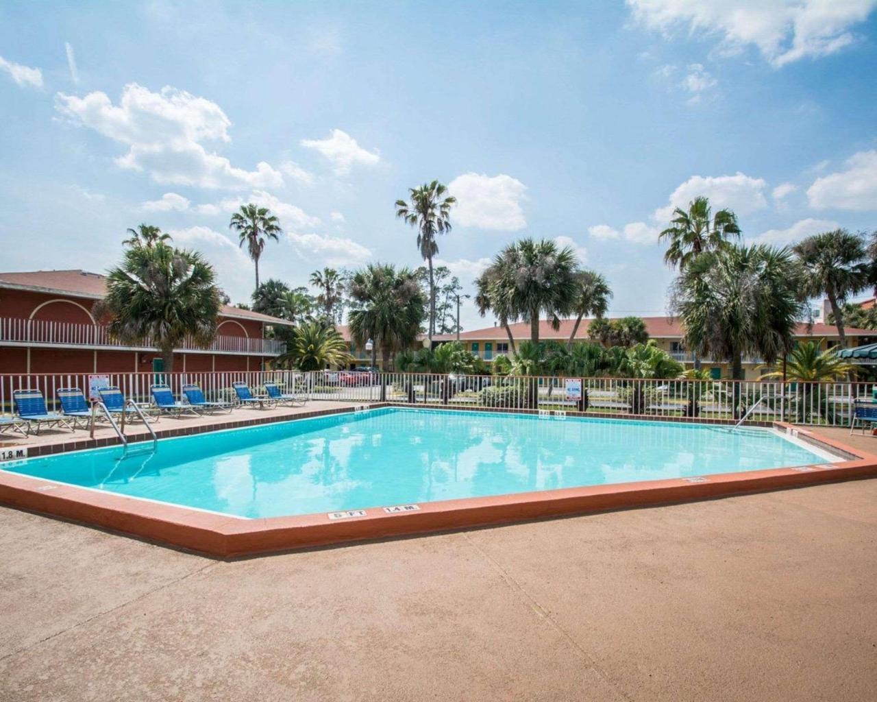 Quality Inn & Suites Eastgate Kissimmee Exteriér fotografie